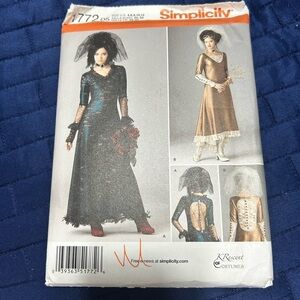Simplicity 1772 - 4-6-8-10-12 Gothic Costume Pattern uncut